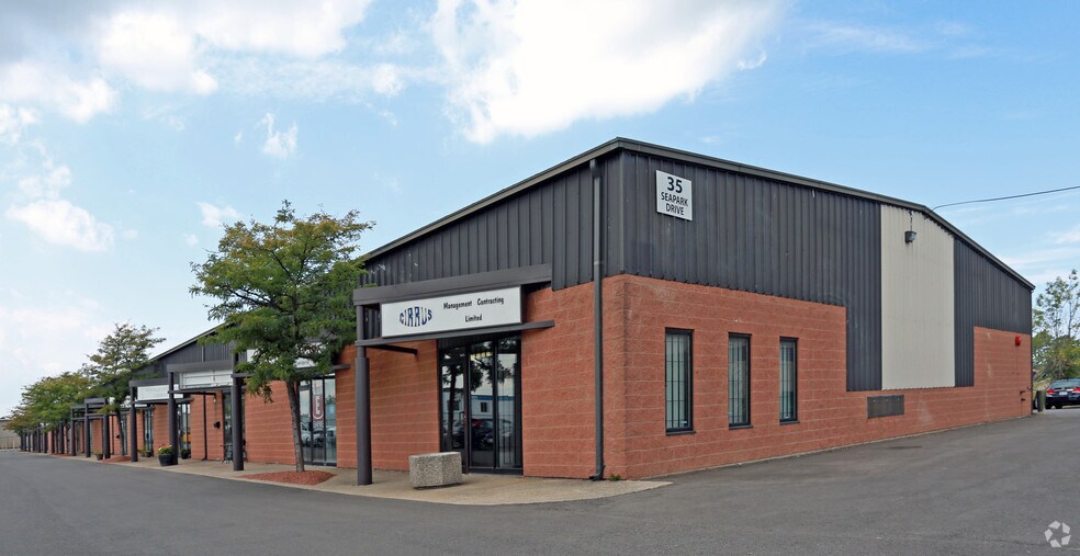 More Photos Of 35 Seapark Dr, St Catharines Showroom For Lease