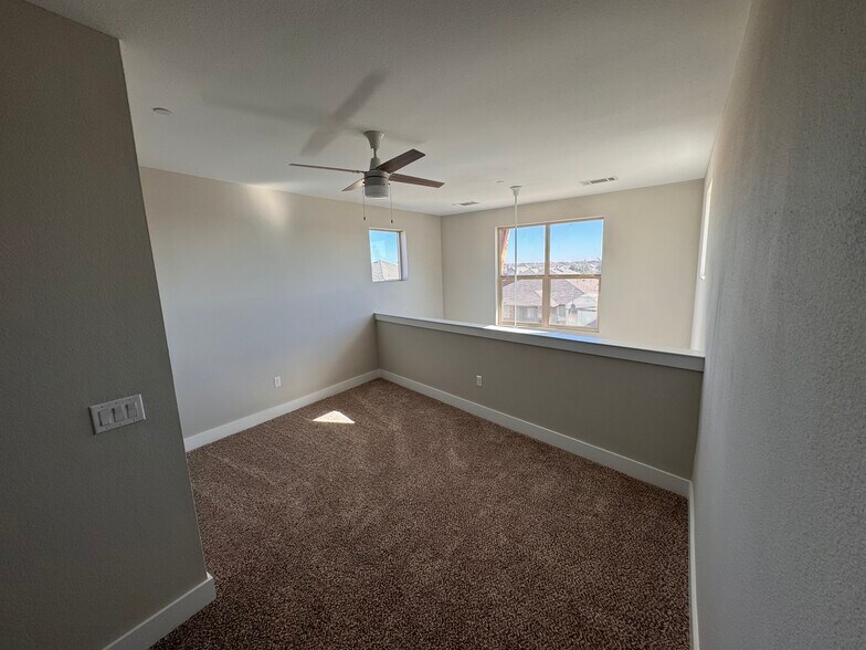 More Photos Of 3401 Aaron Pl, Argyle Apartments For Sale