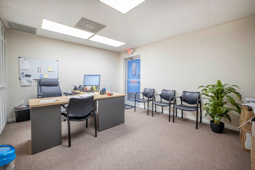 More Photos Of 7212 US Highway 19, New Port Richey Office For Sale