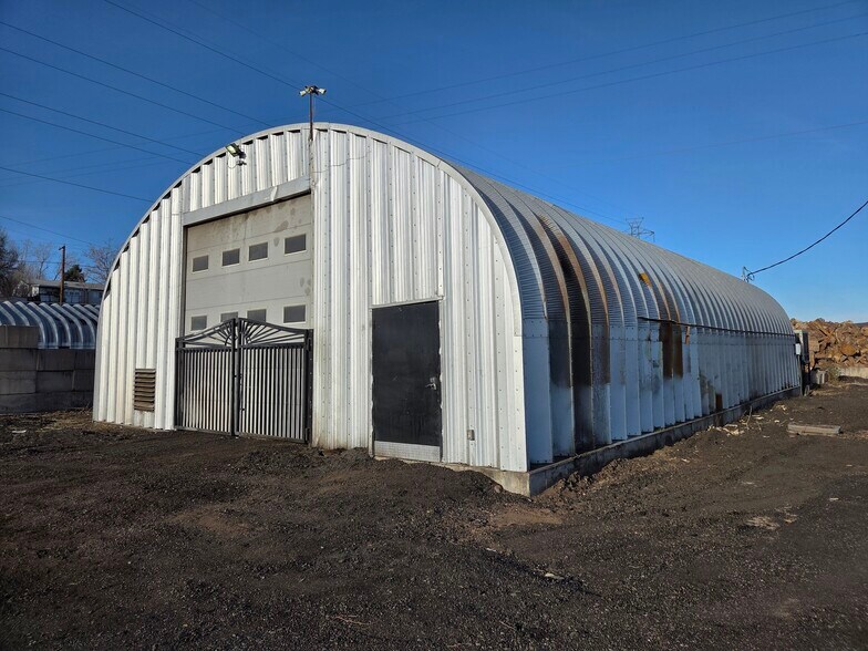 More Photos Of 4290 Clay st, Englewood Industrial For Lease