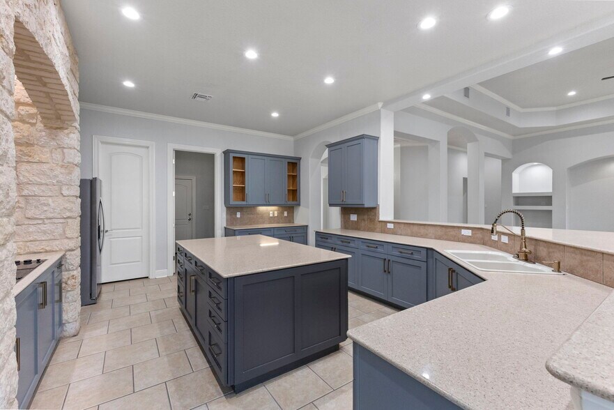 More Photos Of 26807 W IH-10, Fair Oaks Land For Sale