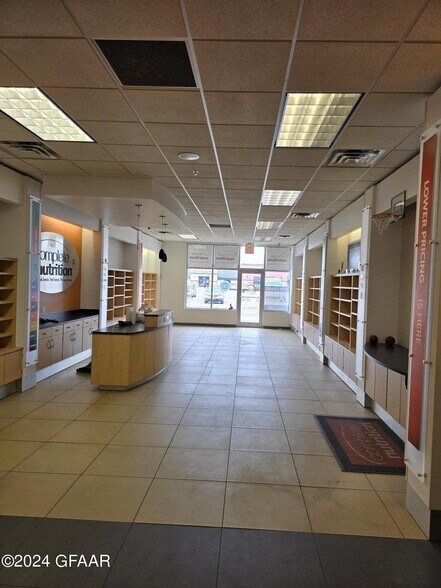 More Photos Of 3221 32nd Ave S, Grand Forks Unknown For Lease