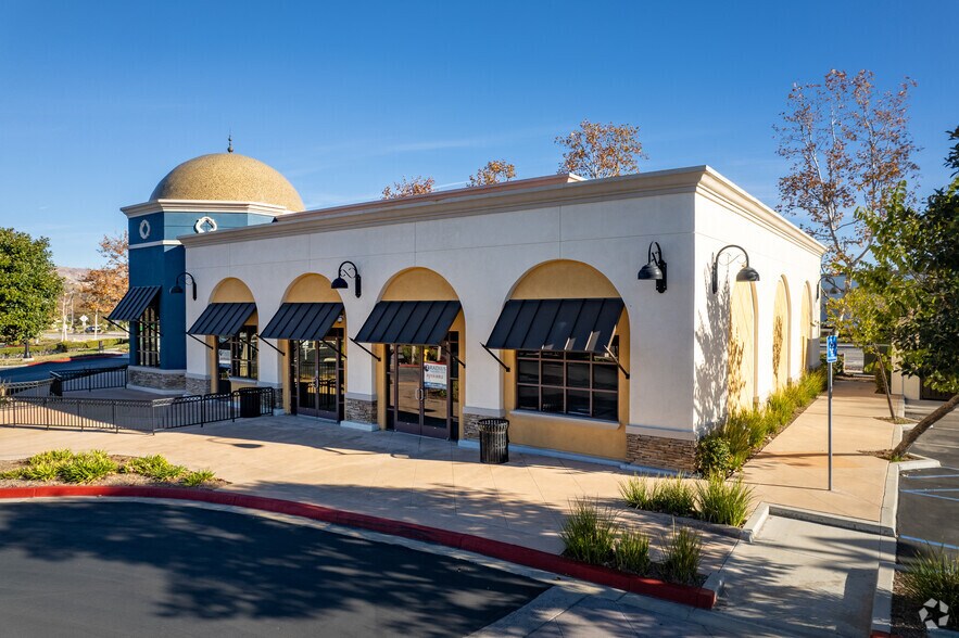 More Photos Of 700-790 New Los Angeles Ave, Moorpark Unknown For Lease