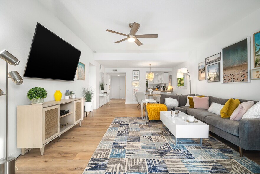 More Photos Of 60 La Ronda Dr, Rancho Mirage Apartments For Sale