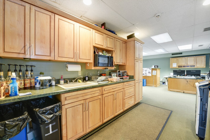 More Photos Of 309 South St, New Providence Office For Lease