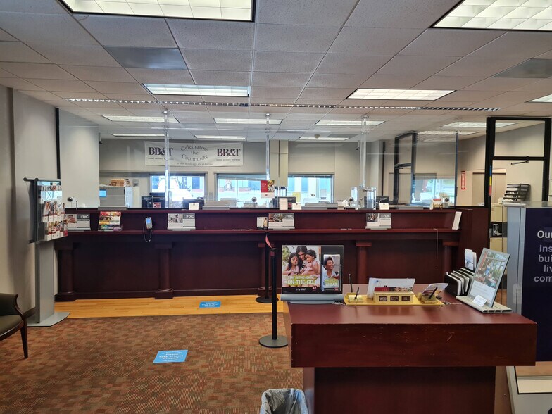 More Photos Of 44-52 Sudbrook Ln, Pikesville Unknown For Lease