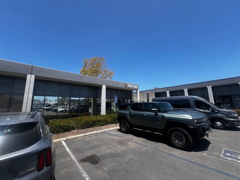More Photos Of 7050-7062 Convoy Ct, San Diego Manufacturing For Lease