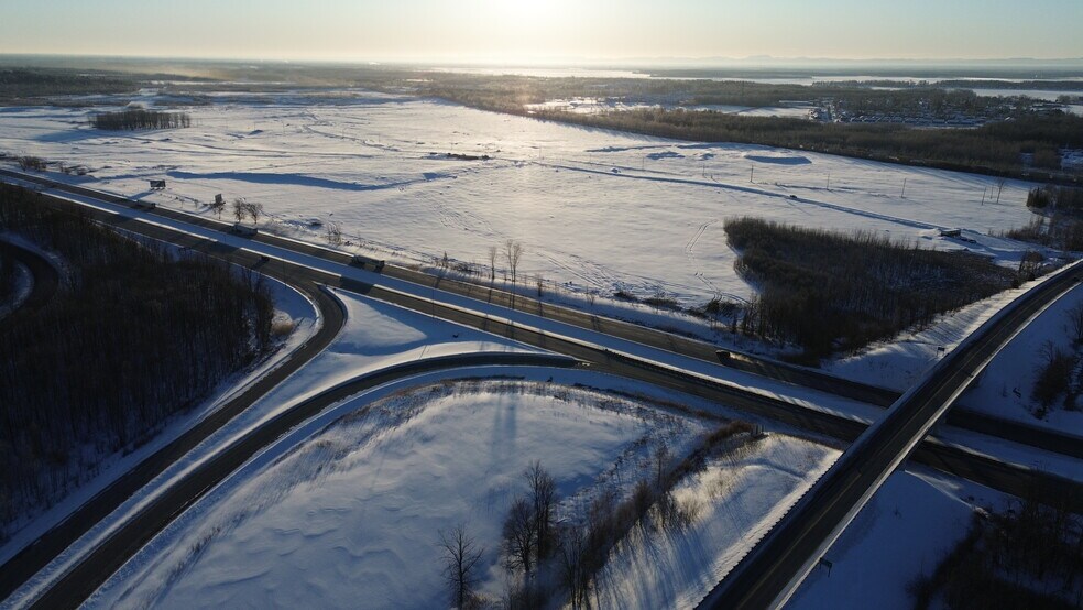 More Photos Of 5341 Stormont Rd, Long Sault Distribution For Lease