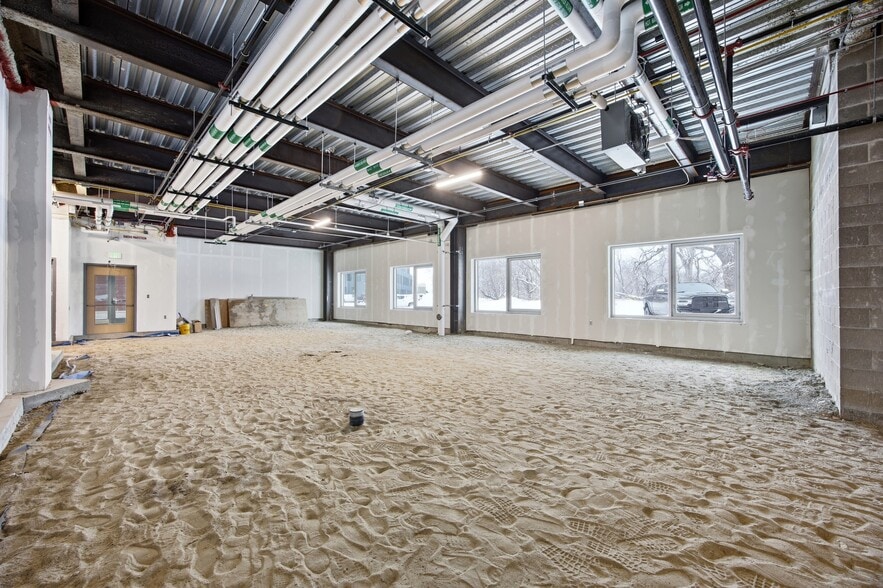 More Photos Of 350 23rd Ave E, West Fargo Healthcare For Lease