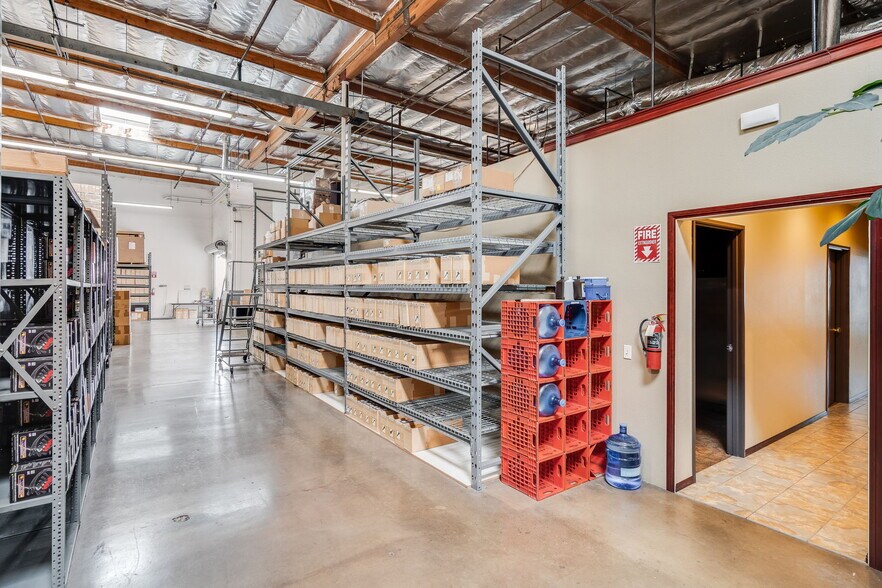 More Photos Of 14291 Commerce Dr, Garden Grove Manufacturing For Sale