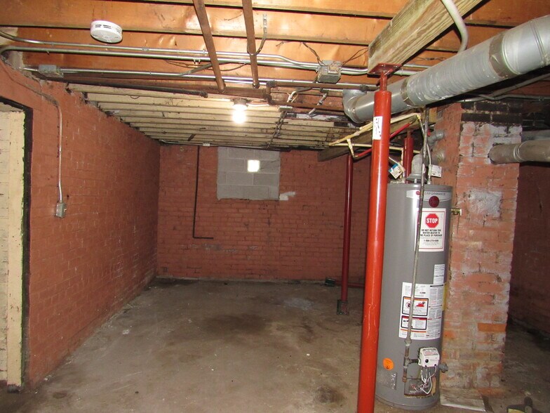 More Photos Of 932 Wheelock Rd, Cleveland Apartments For Sale