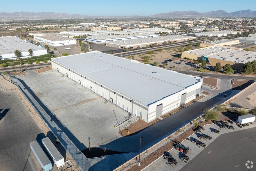 More Photos Of 12153 Rojas Dr, El Paso Warehouse For Lease