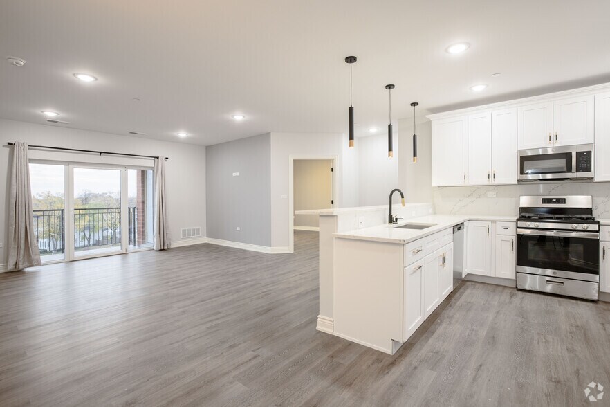 More Photos Of 9600 Franklin, Franklin Park Apartments For Lease