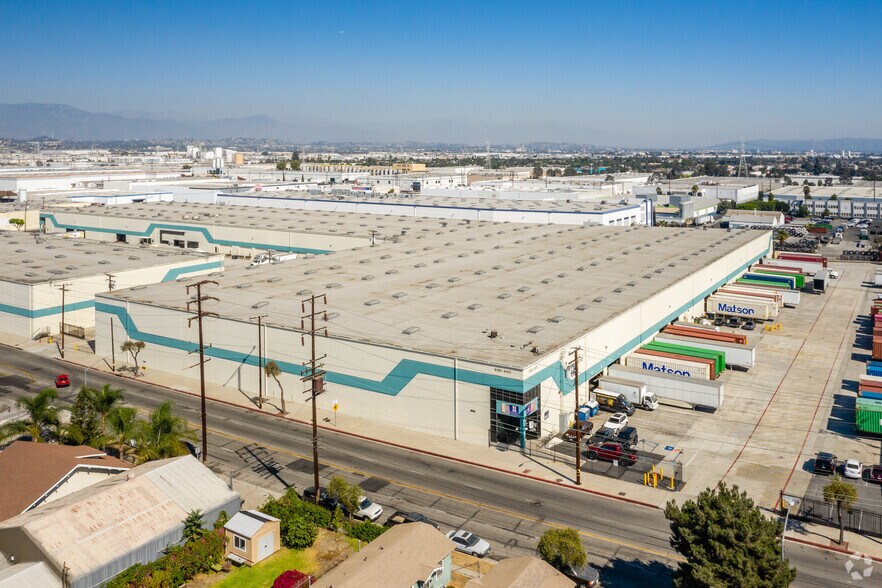 More Photos Of 6152-6172 Boyle Ave, Vernon Warehouse For Lease