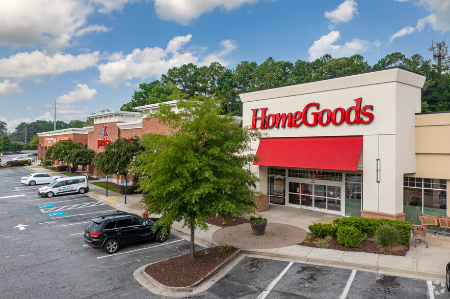 Primary Photo Of 3700-3802 Roswell Rd NE, Atlanta General Retail For Lease