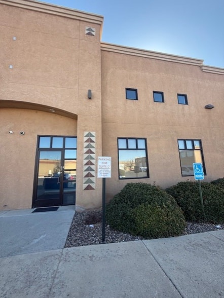 More Photos Of 2420 Midtown Plz NE, Albuquerque Warehouse For Lease