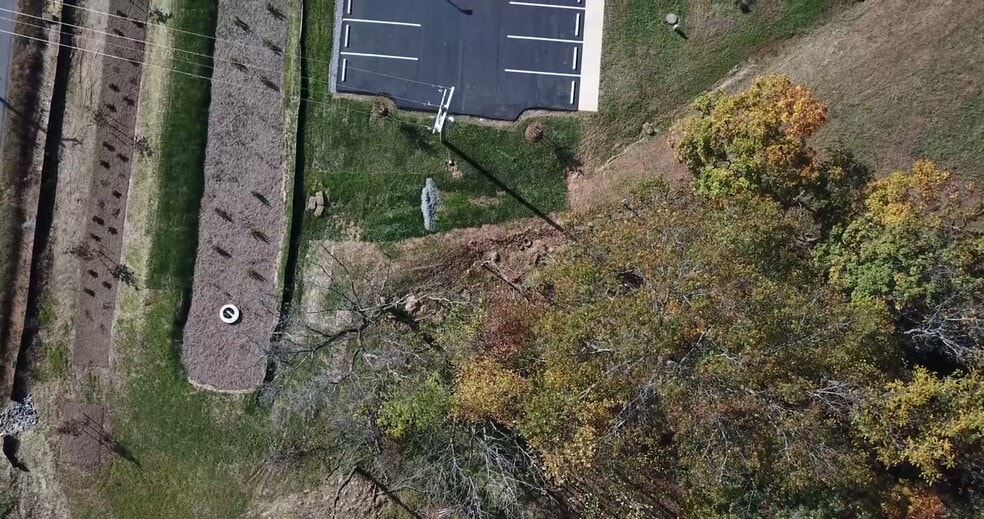 More Photos Of 7180 Opal Rd, Warrenton Office For Sale