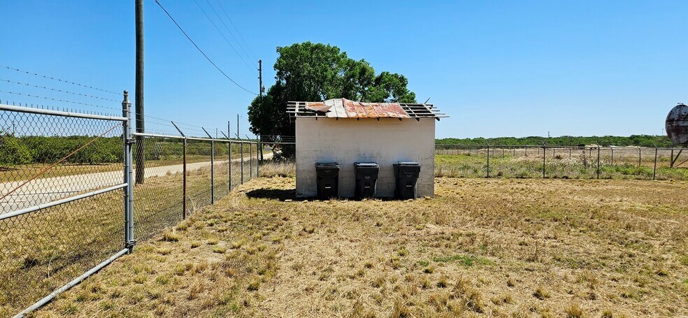 More Photos Of 321 Davis Bros Rd, Frostproof Land For Sale