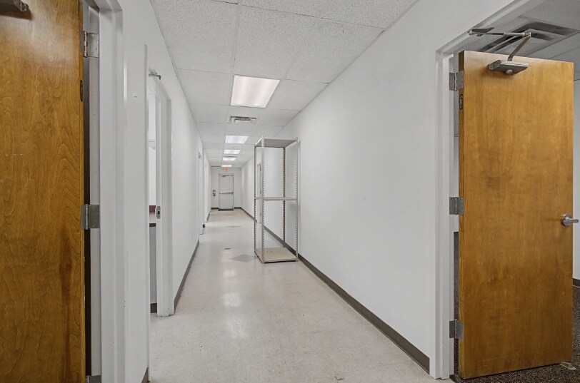 More Photos Of 280 White Bridge Pike, Nashville Freestanding For Lease