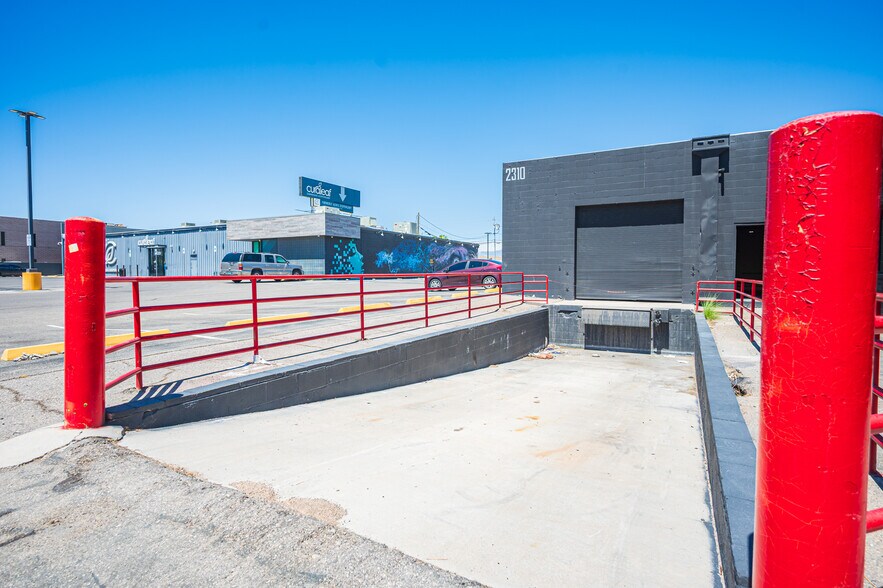 More Photos Of 2310-2315 Western Ave, Las Vegas Warehouse For Lease
