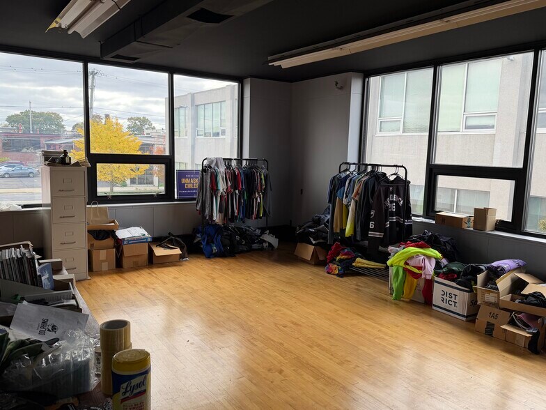 More Photos Of 35 Baker St, Providence Manufacturing For Lease