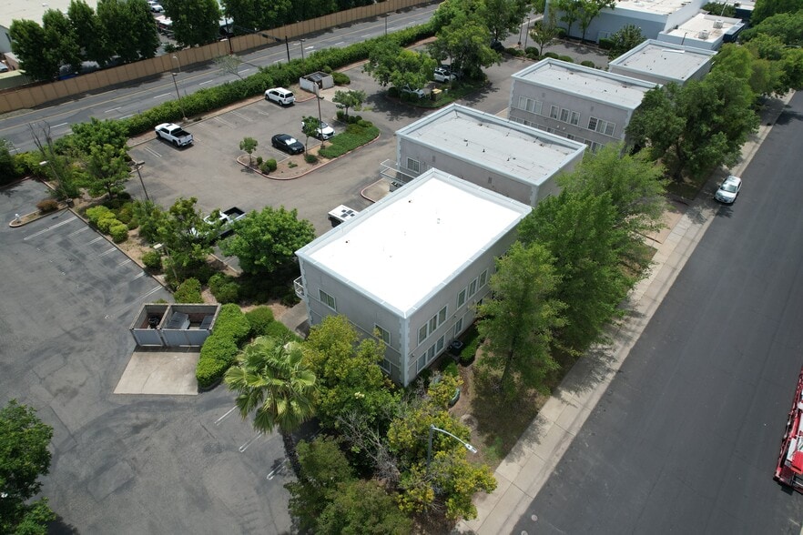 More Photos Of 2003 Opportunity Dr, Roseville Office For Sale
