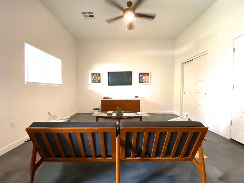 More Photos Of 3625 N 16th St, Phoenix Apartments For Sale