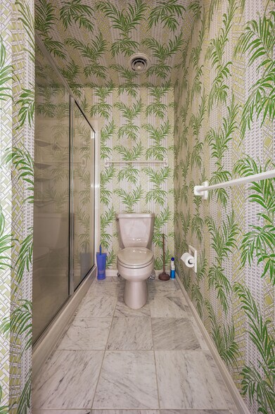 More Photos Of 9155 Campbell Ln, Bridgeville Office For Sale