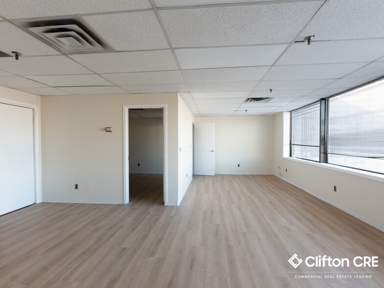 More Photos Of 207-235 Clifton Blvd, Clifton Warehouse For Lease