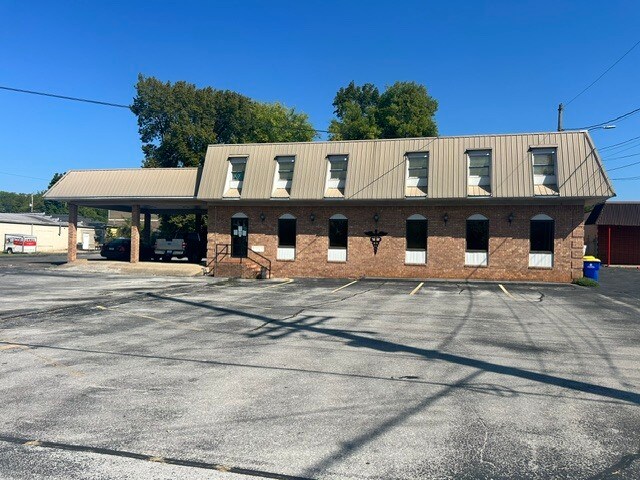 Primary Photo Of 414 Old Morgantown Rd, Bowling Green Office For Sale