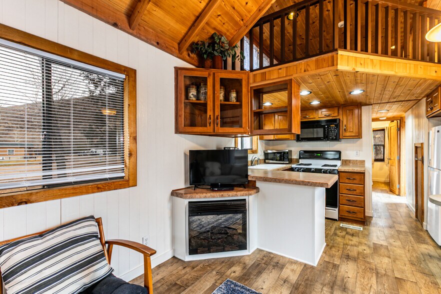 More Photos Of 5175 E Highway 35, Kamas Trailer Camper Park For Sale