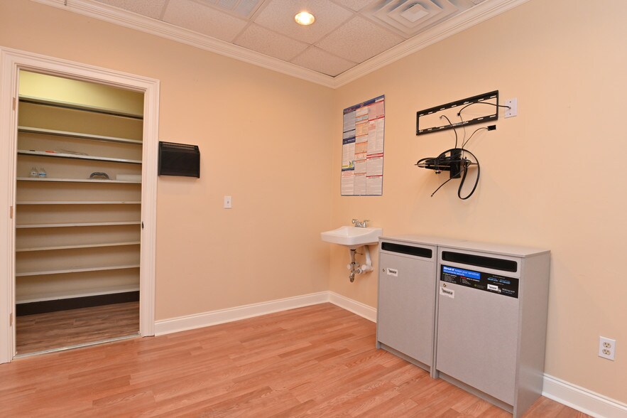 More Photos Of 2715 Fannin St, Houston Medical For Sale