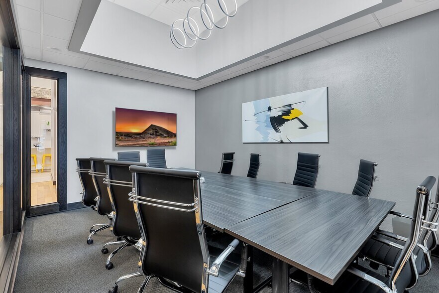 More Photos Of 703 W St Germain St, Saint Cloud Loft Creative Space For Sale