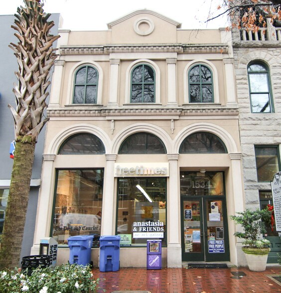 More Photos Of 1534 Main St, Columbia Medical For Lease