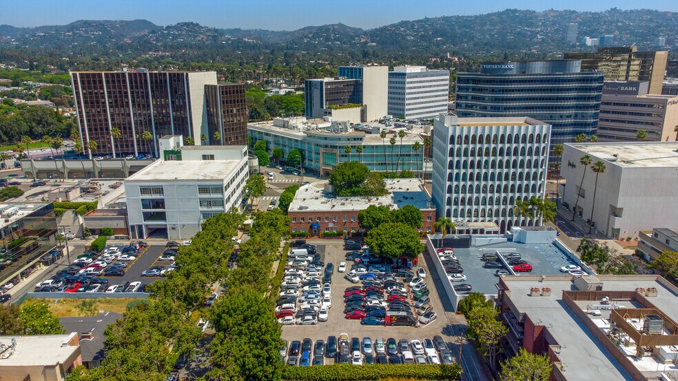 More Photos Of 9730-9732 Wilshire Blvd, Beverly Hills Medical For Lease