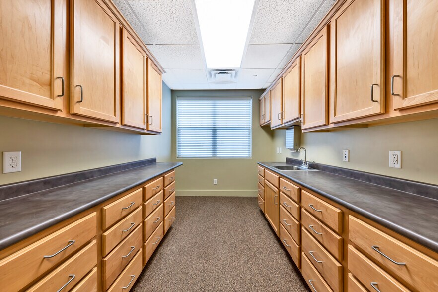 More Photos Of 7478 S Campus View Dr, West Jordan Medical For Lease