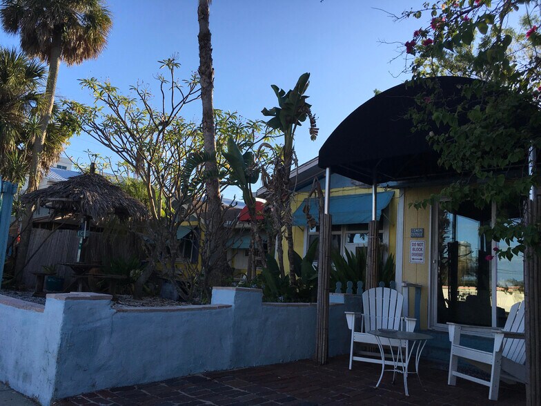 More Photos Of 644 Mandalay Ave, Clearwater Beach Specialty For Sale
