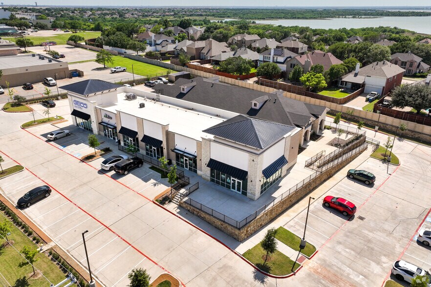 More Photos Of 5101 Main Street, The Colony Unknown For Lease