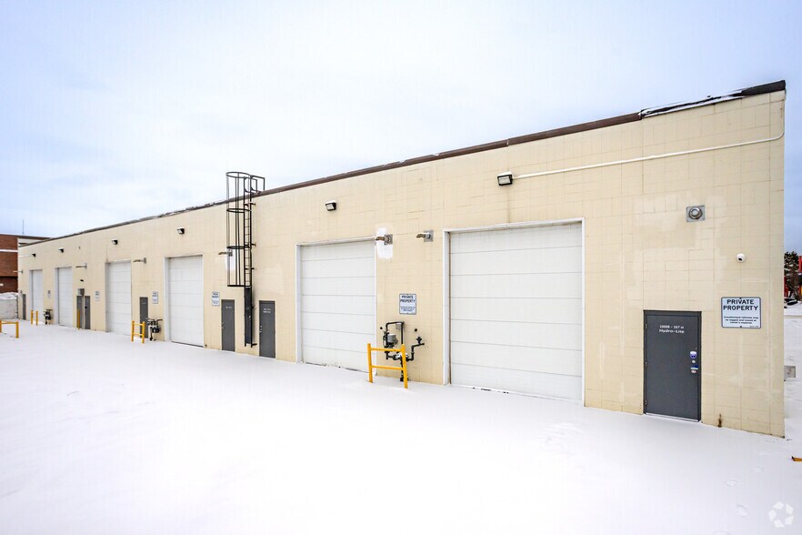 More Photos Of 10016 167 St NW, Edmonton Showroom For Lease