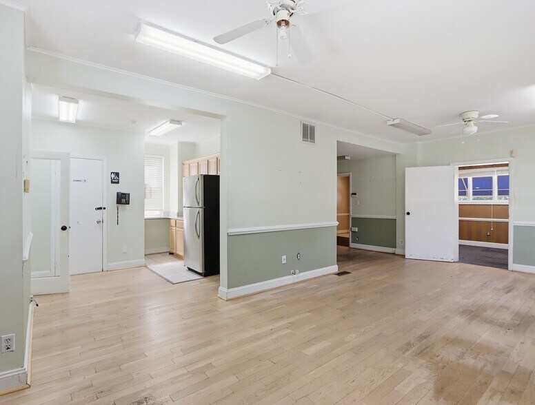 More Photos Of 4405 Leeds Ave, Baltimore Office Residential For Sale