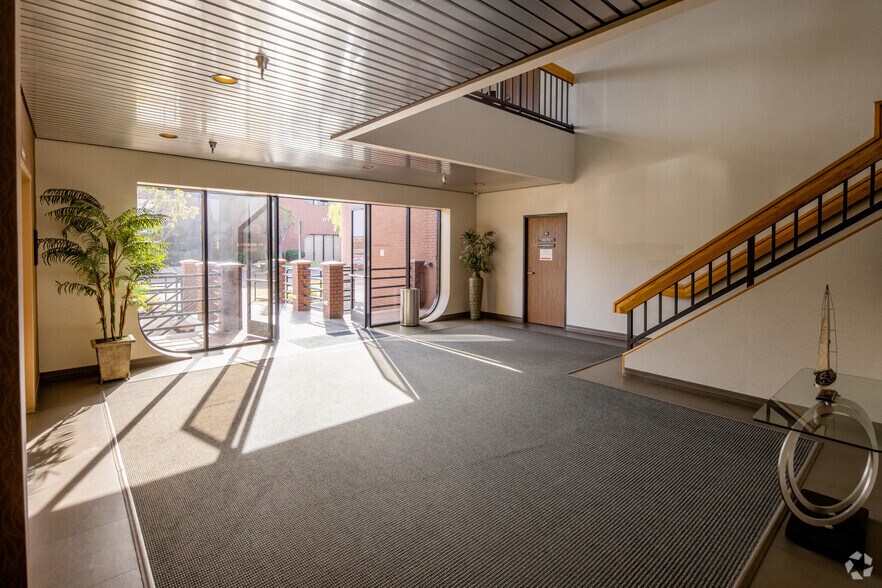 More Photos Of 357 Van Ness Way, Torrance Unknown For Lease