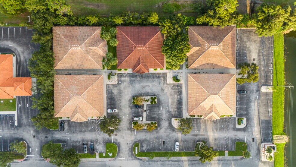 More Photos Of 1493 E Venice Ave, Venice Medical For Sale