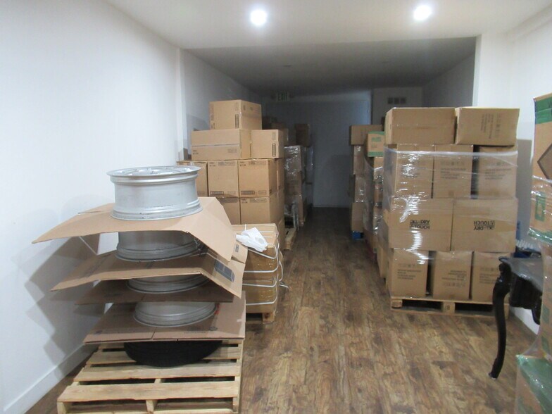 More Photos Of 1820 E Rosecrans Ave, Compton Storefront For Sale