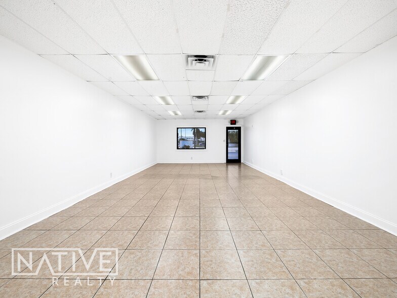 More Photos Of , Oakland Park General Retail For Sale