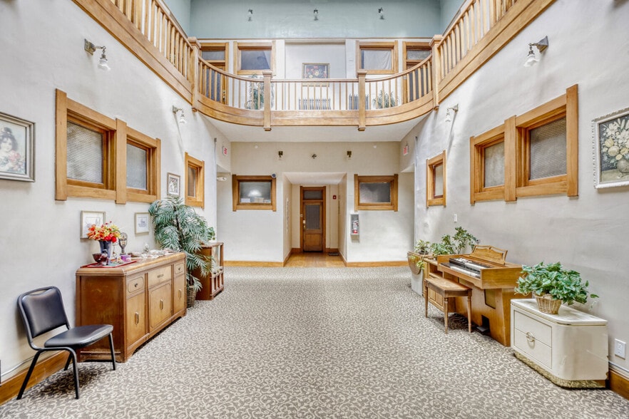 More Photos Of 248 E 4th St, Loveland Apartments For Sale