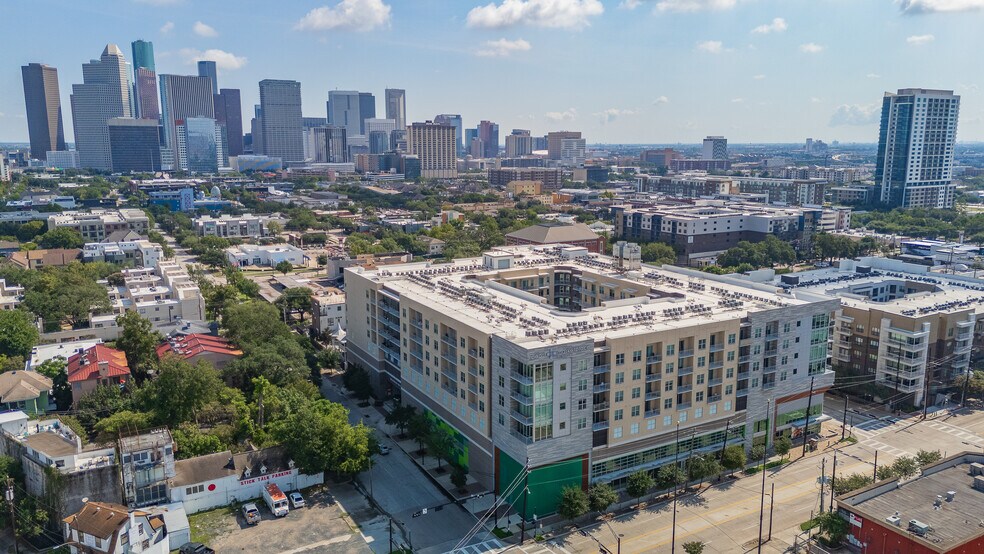 More Photos Of 515 Elgin St, Houston Apartments For Lease