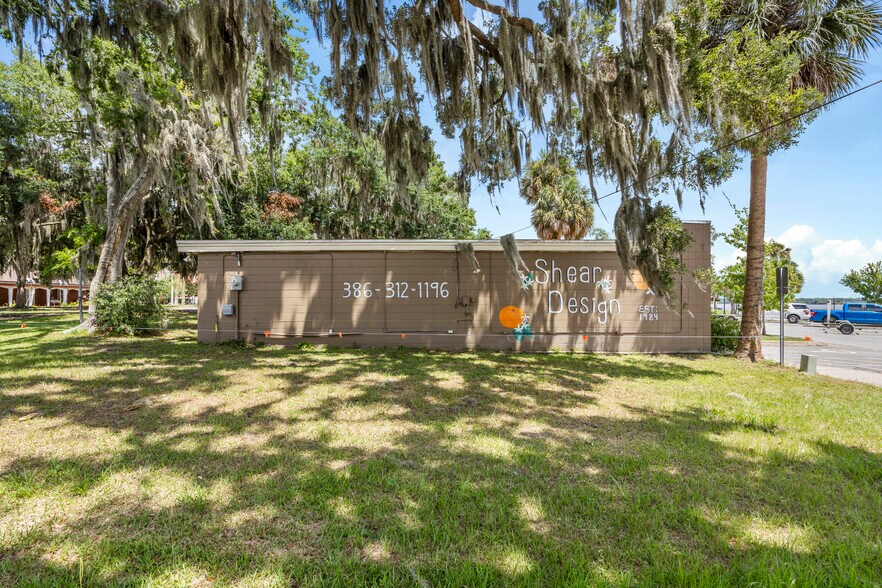 More Photos Of 203 Laurel St, Palatka Office For Sale