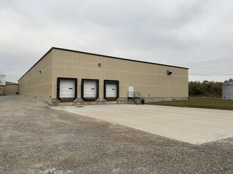 Primary Photo Of 701 A Ave, Grundy Center Distribution For Lease