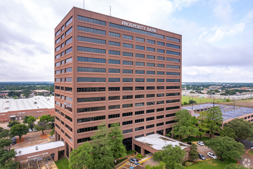 Primary Photo Of 9330 Lyndon B Johnson Fwy, Dallas Coworking Space