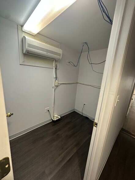 More Photos Of 71 Cedar Ave, Hershey Office For Lease